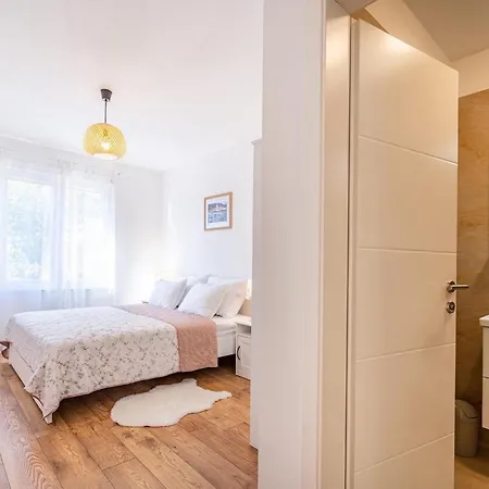 Mara Holiday home
