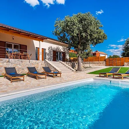Mara Holiday home Sibenik