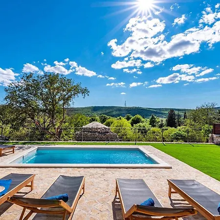 Mara Holiday home Sibenik